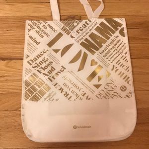 Large LuLu Lemon tote bag 💛🤍